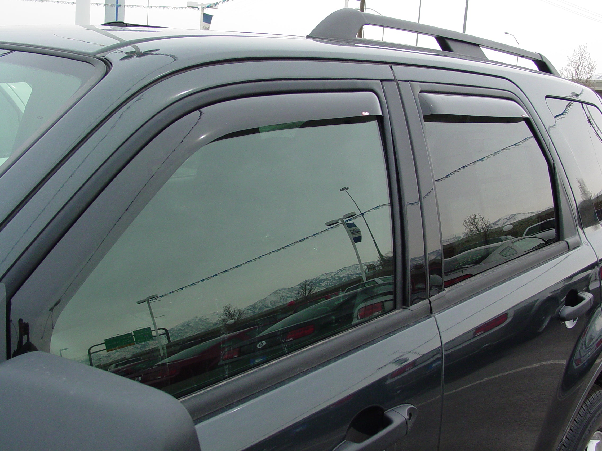 What You Should Know About Side Window Deflectors